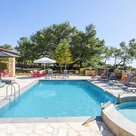 Ariadne Aresti Willa *